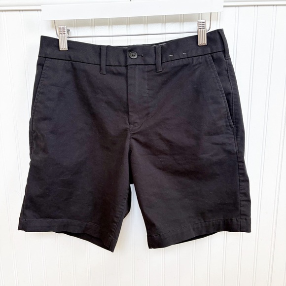 Express Solid Black Flat Front Chino Shorts Men’s Size 28 - Picture 1 of 6